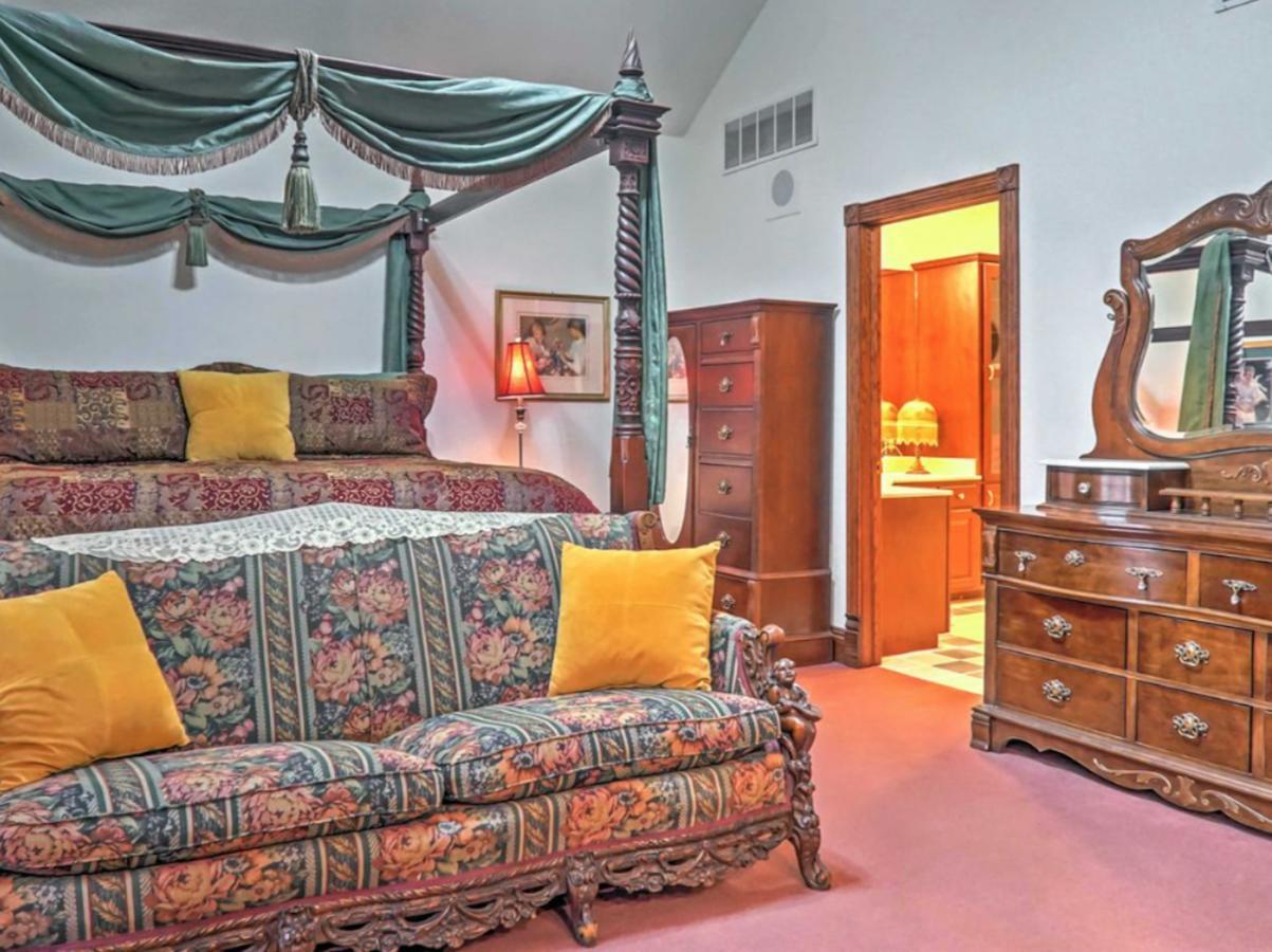 Lindsborg Rosberg House Bed & Breakfast エクステリア 写真