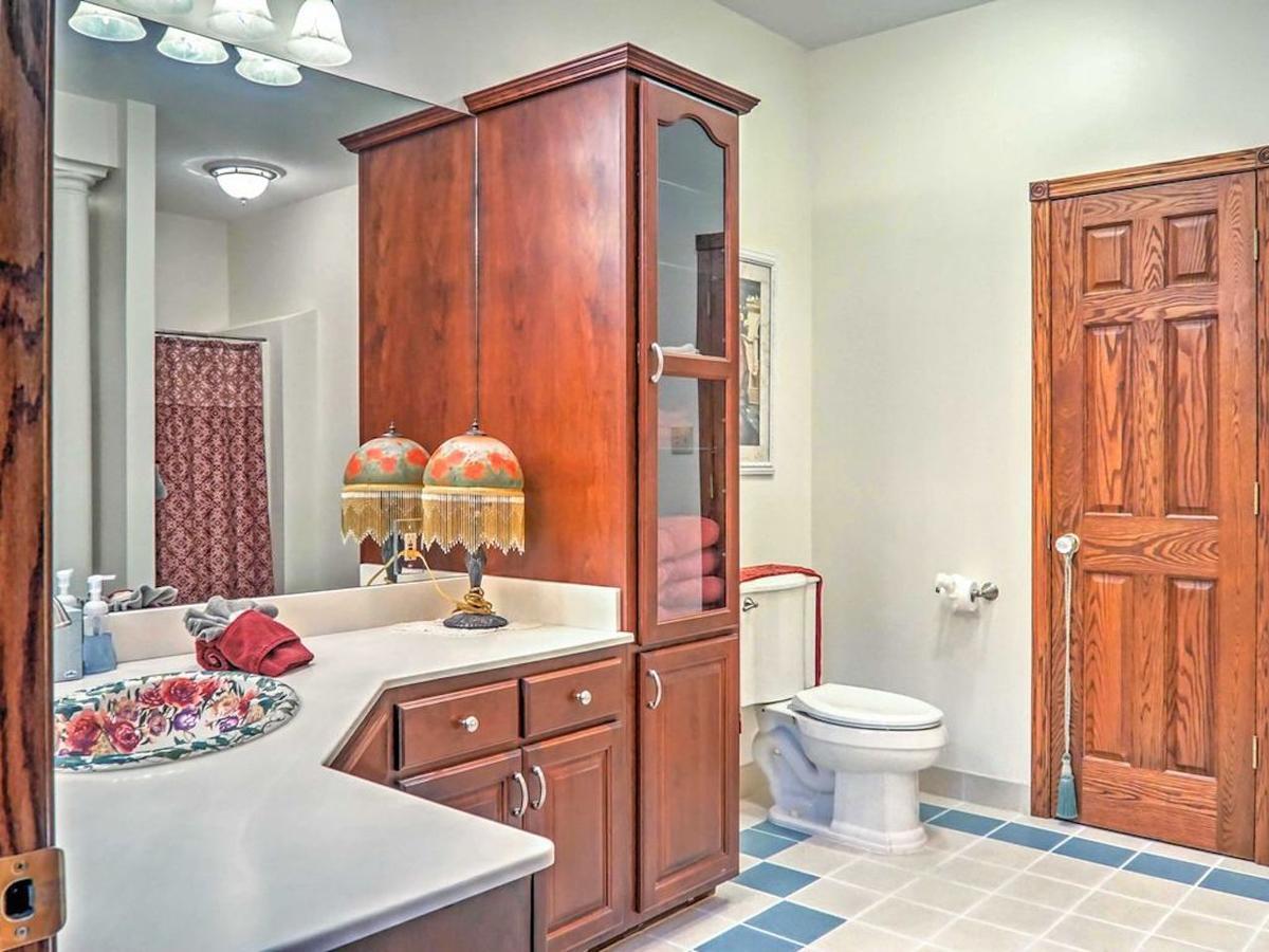 Lindsborg Rosberg House Bed & Breakfast エクステリア 写真